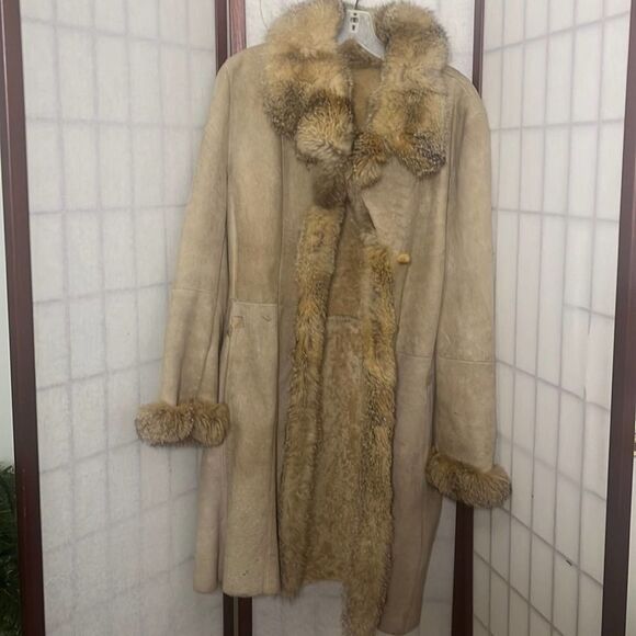 SHEARING REAL FUR LINED COAT SIZE M - Picture 1 of 16